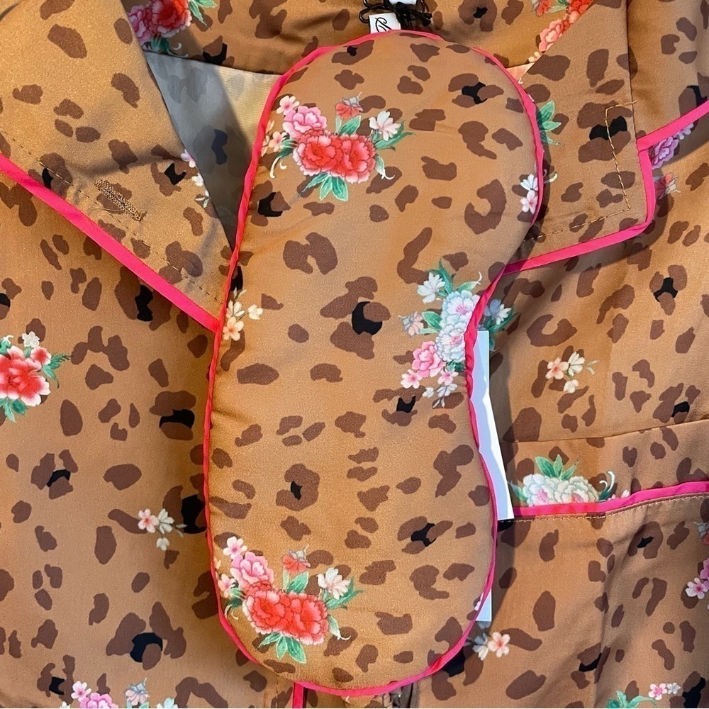 Plush‎ Apparel 3 piece Satin Pajama & Eye Mask Set Florals and Animal Print NWT - Picture 6 of 15